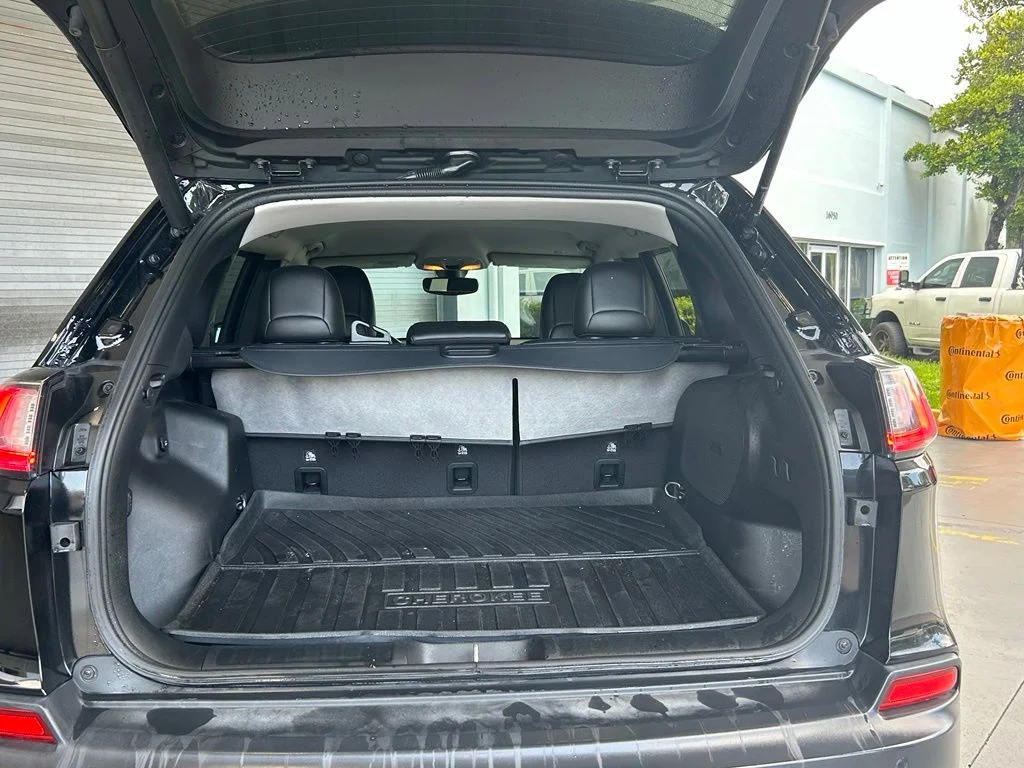 Used 2020 Black Jeep Limited image 36