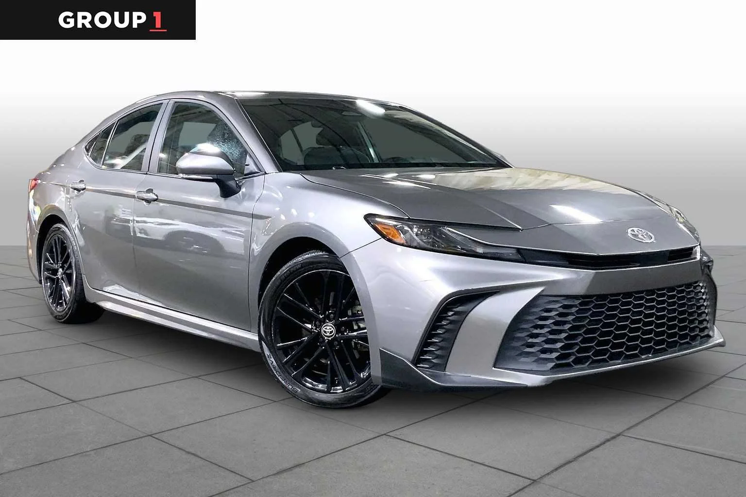 Certified Used 2025 Heavy Metal Toyota SE image 3