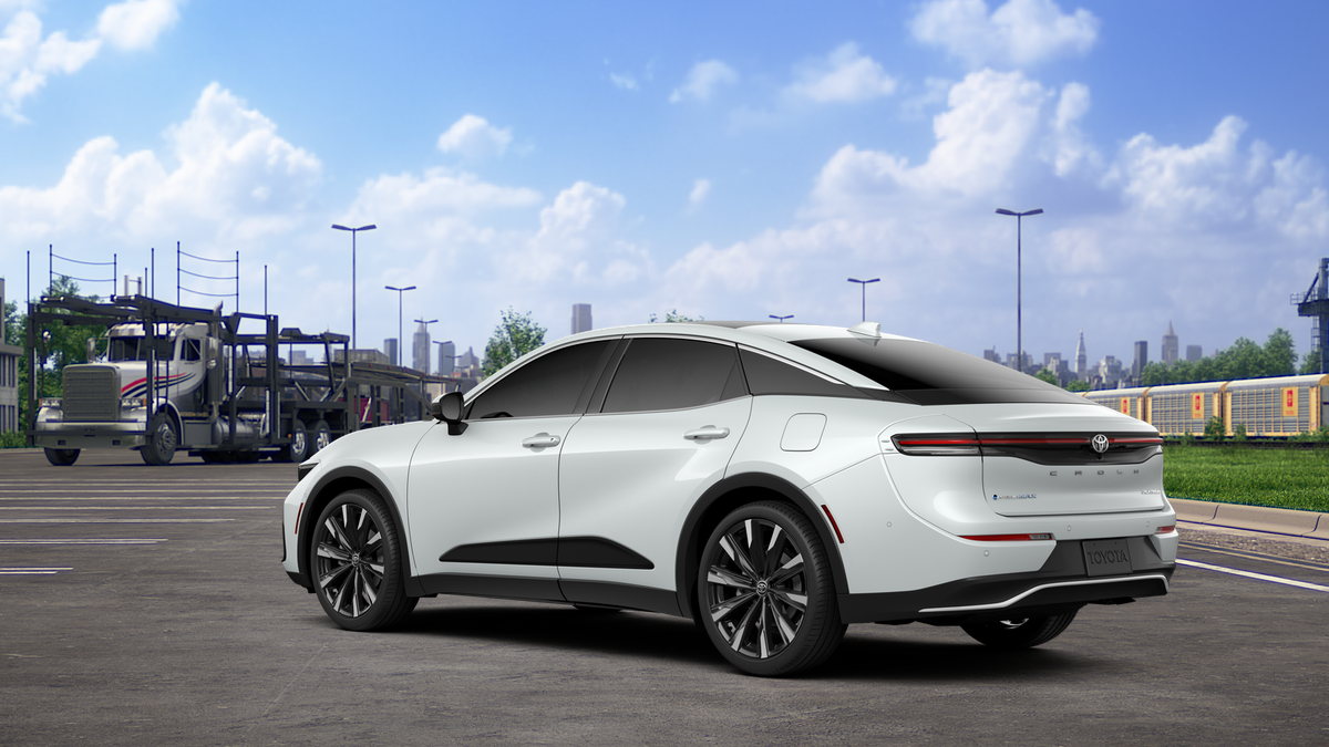 New 2026 Oxygen White Toyota Platinum image 29
