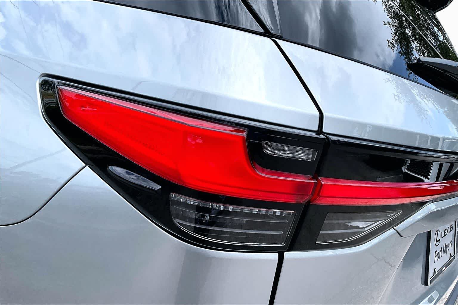 Certified Used 2025 CELESTIAL SILVER Lexus Premium image 28