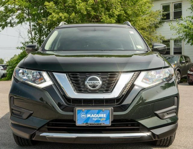 Used 2018 Midnight Pine Nissan SV image 3