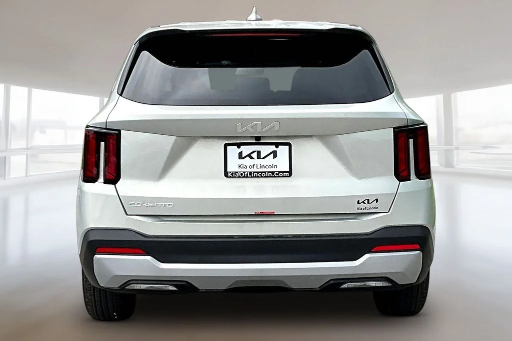 New 2026 Ivory Kia LX image 4