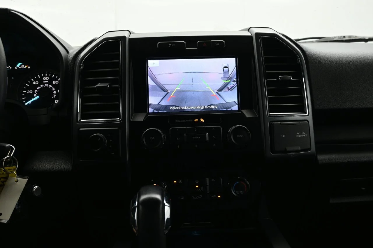 Used 2020 Black Ford XLT image 21