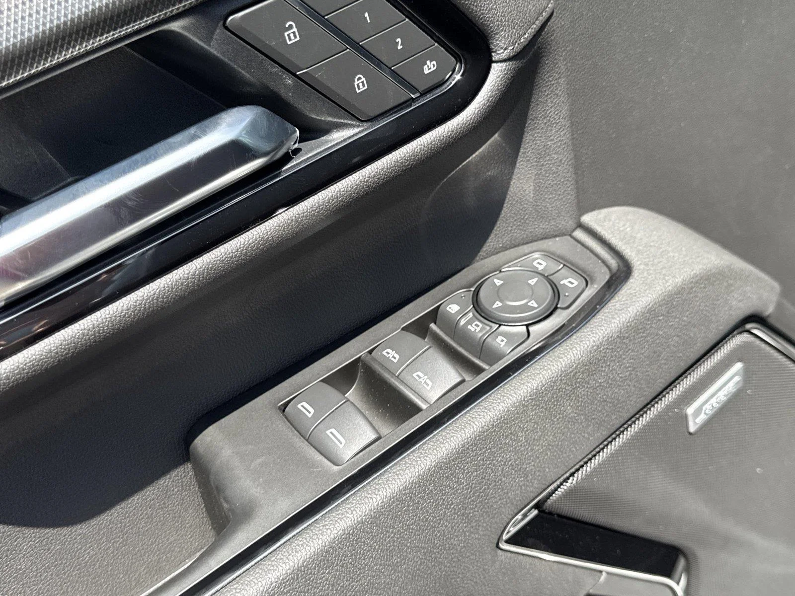 New 2026 Sterling Metallic GMC AT4 image 18