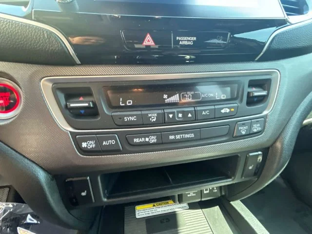 Used 2023 Silver Honda RTL-E image 28