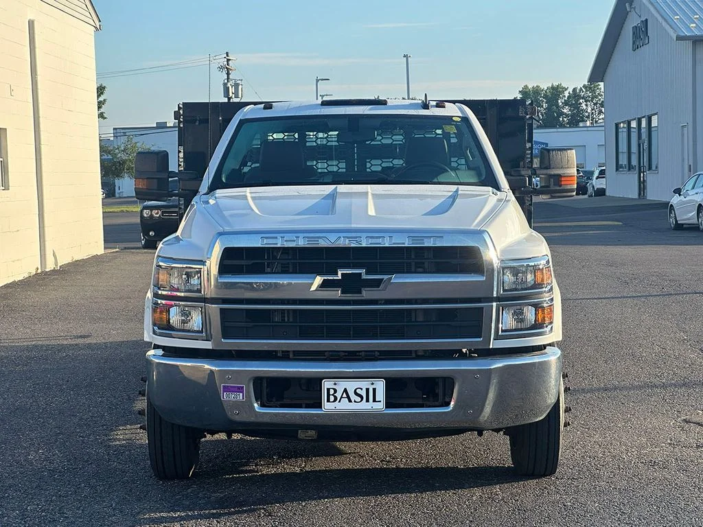 Used 2021 White Chevrolet Work Truck image 24