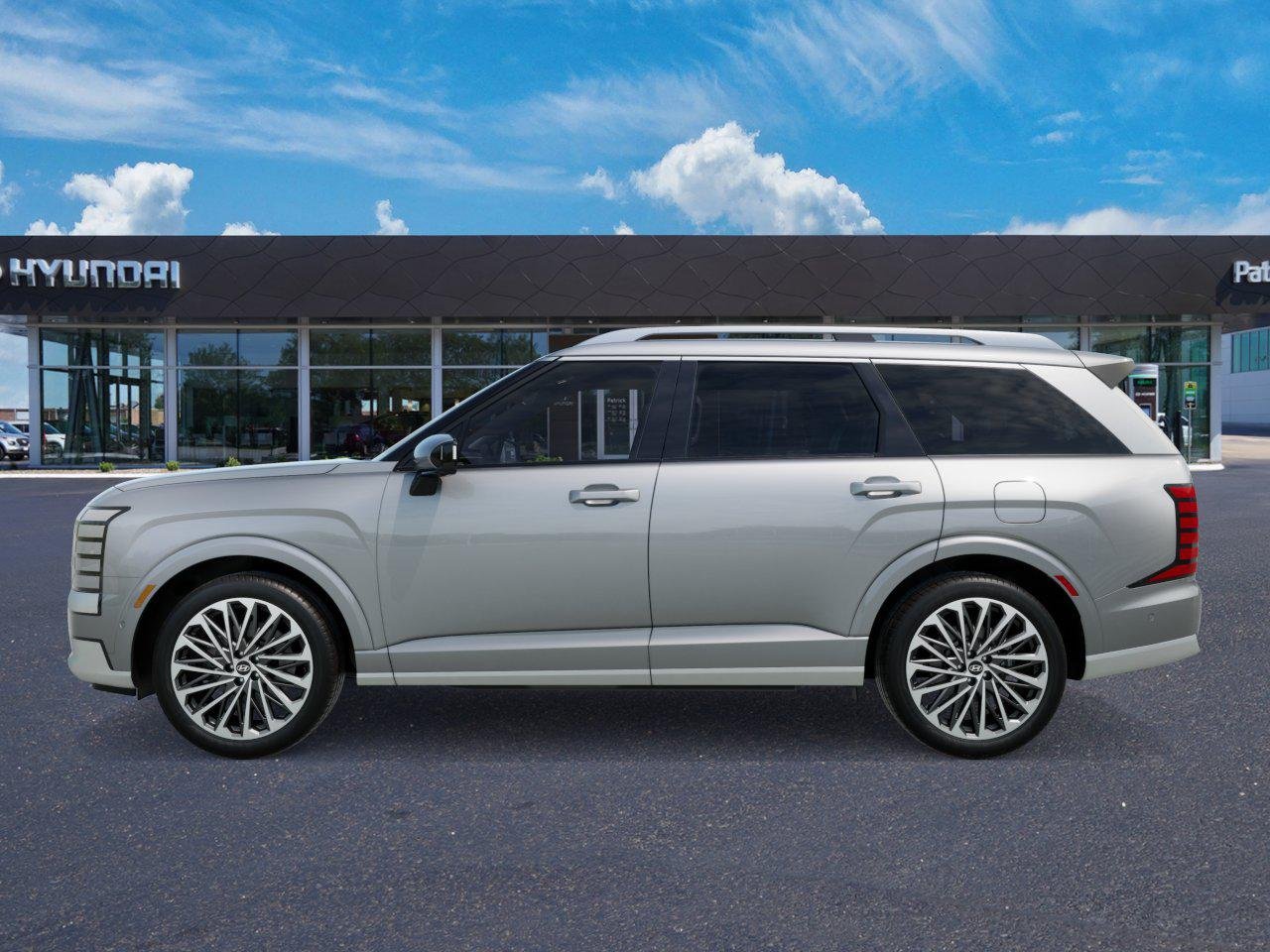 New 2027 Shimmering Silver Hyundai Calligraphy image 3