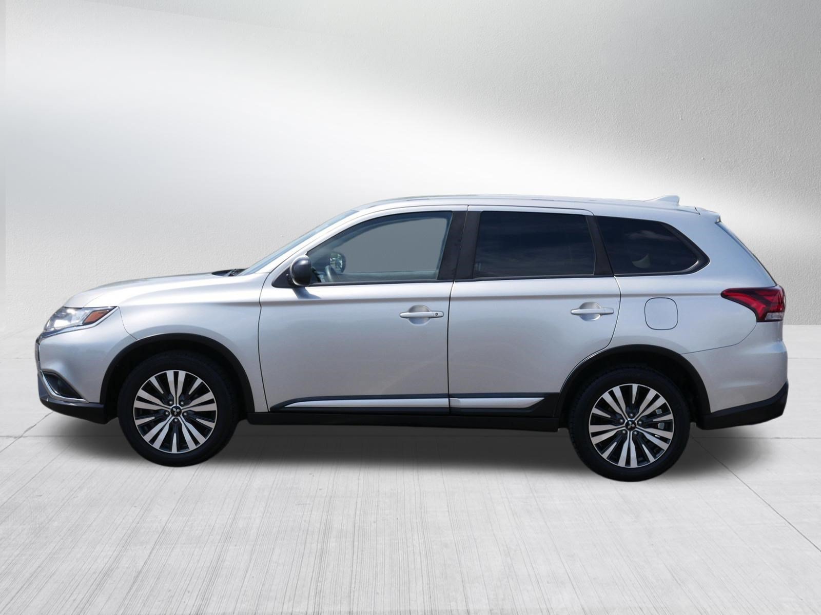 Used 2020 Alloy Silver Metallic Mitsubishi ES image 4