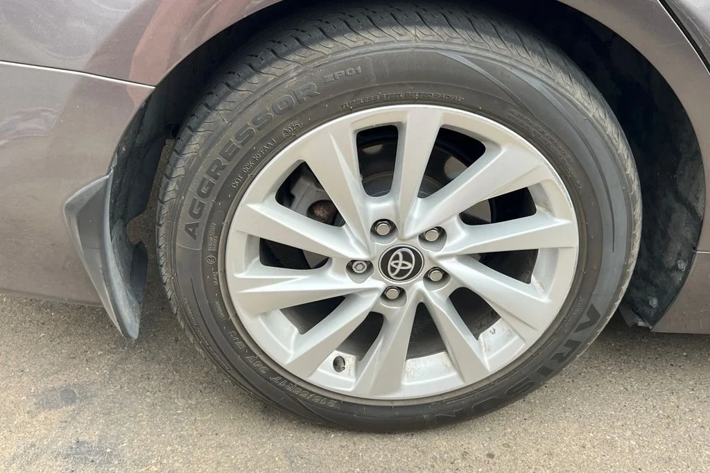 Used 2024 Gray Toyota LE image 5