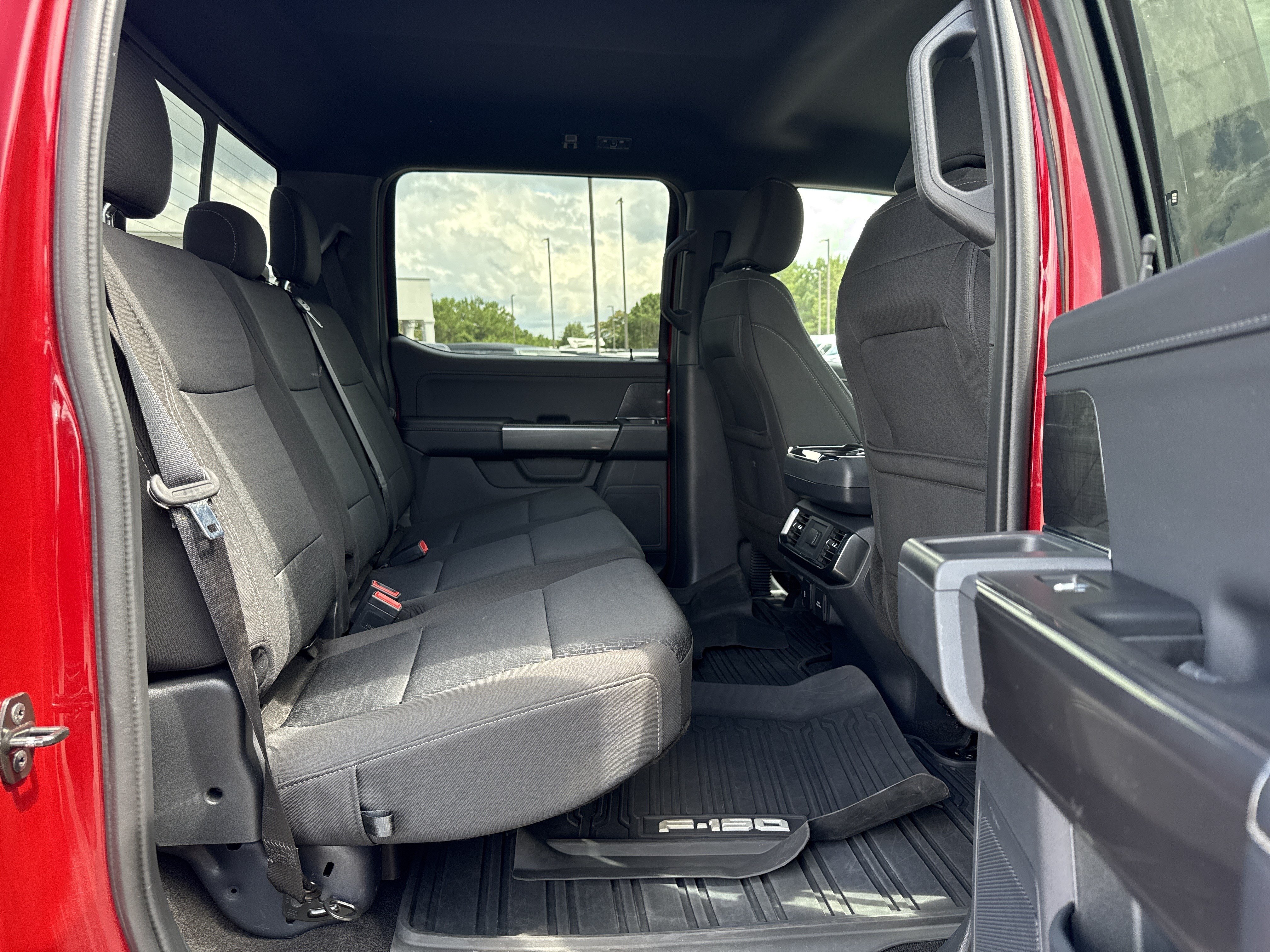 Used 2022 Red Ford XLT image 15