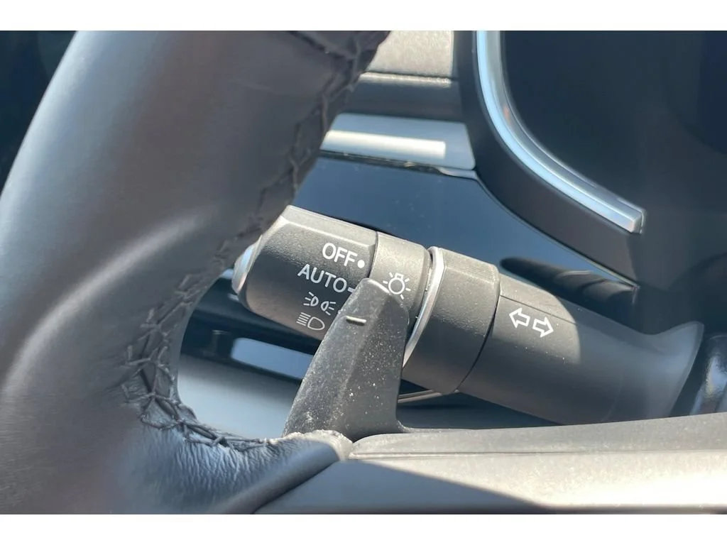 Used 2026 Solar Silver Metallic Acura SH-AWD with Technology Package image 92