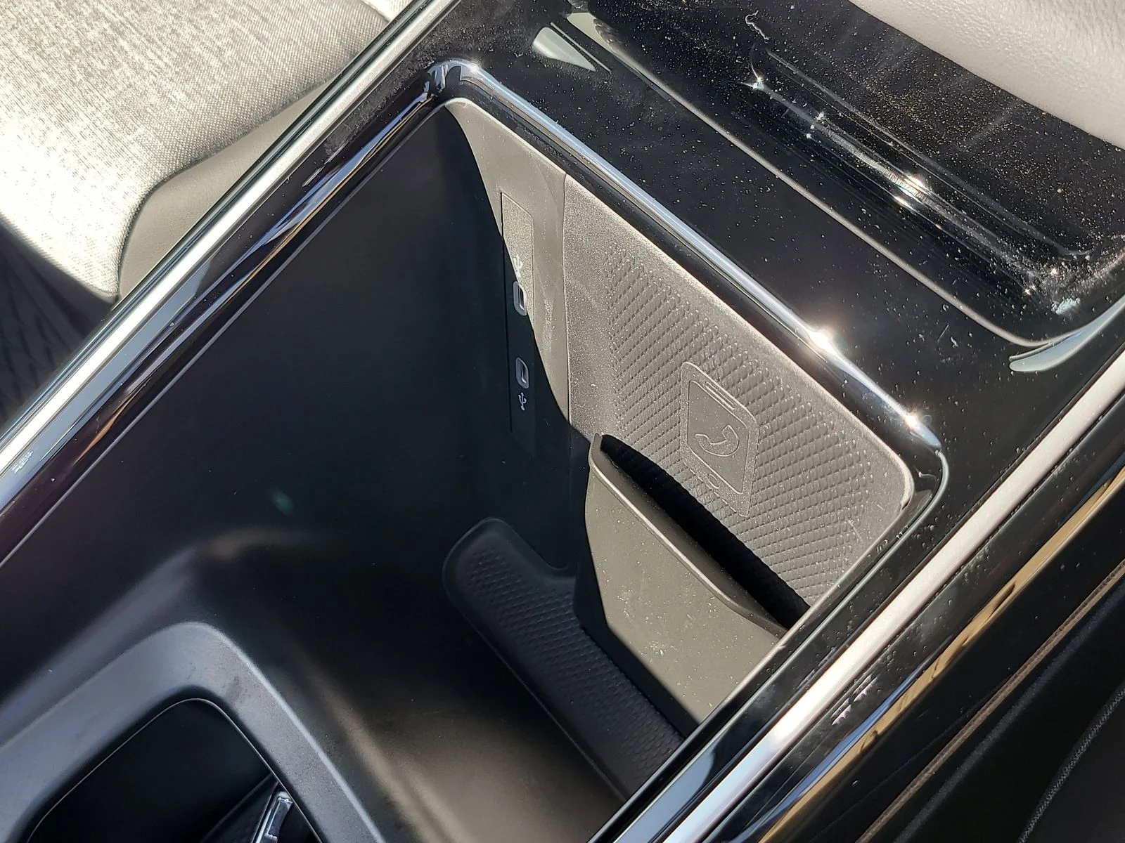 2025 Volkswagen ID.4 PRO - Photo 25