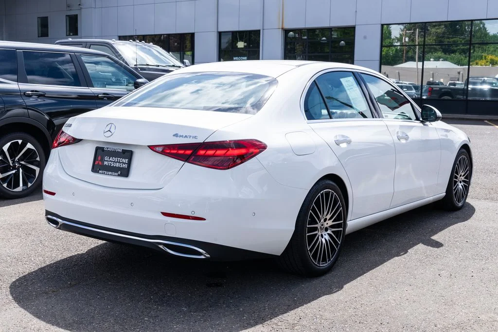 Used 2025  Mercedes-Benz C 300 image 6