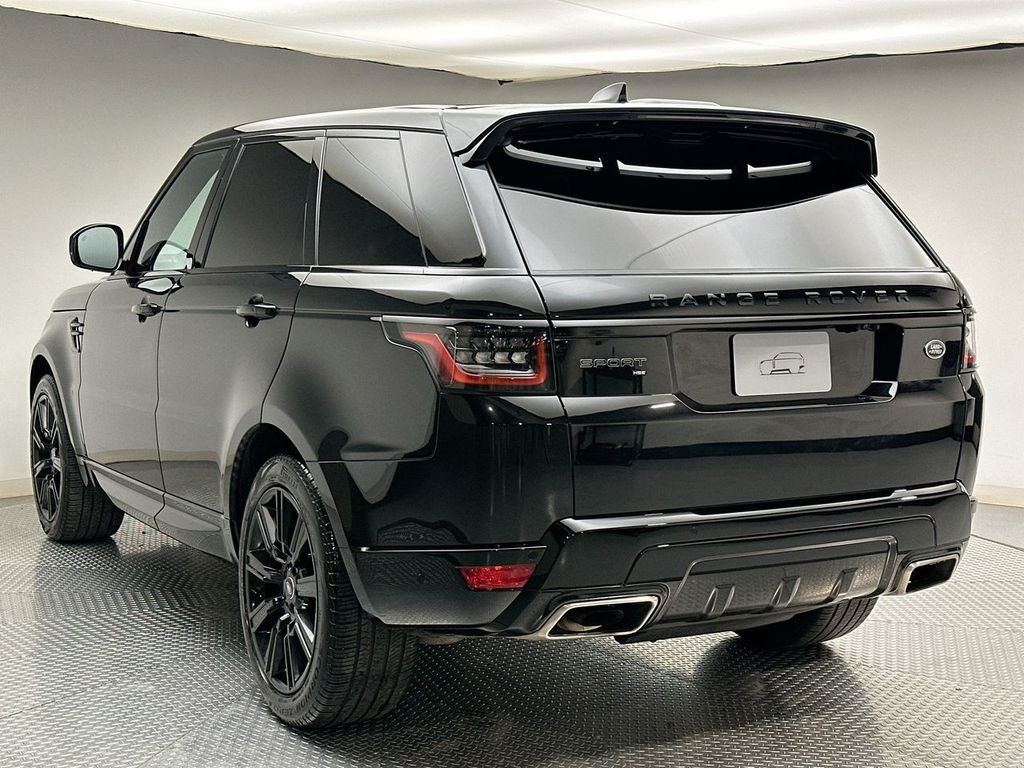Used 2022 Santorini Black Metallic Land Rover HSE Silver Edition image 11