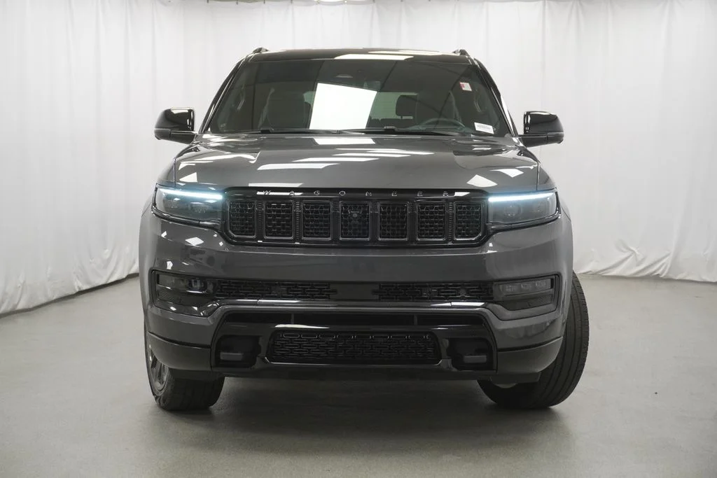 Certified Used 2025 Gray Jeep Series III Obsidian image 8