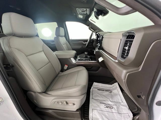 New 2026 Summit White GMC SLT image 41