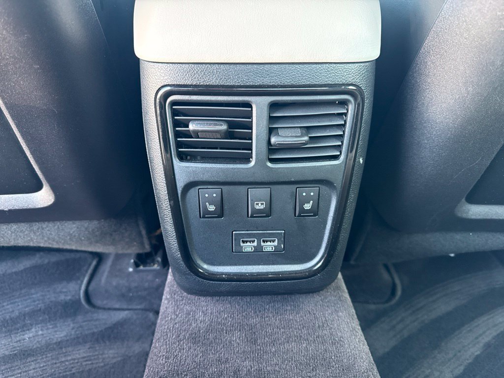 Used 2017 Gray Chrysler S image 18