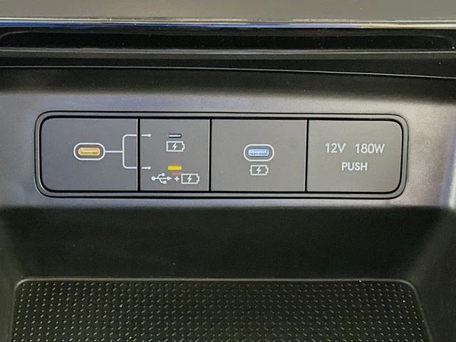 New 2026 Hyundai TUCSON SEL