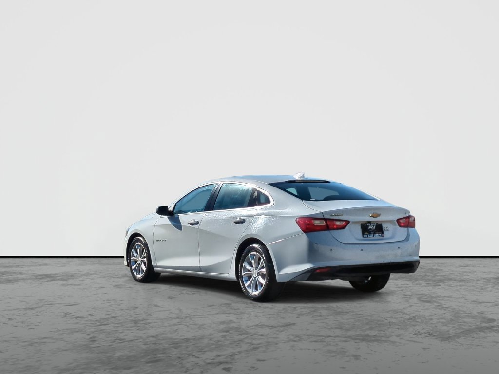 Used 2023 SUMMIT WHITE Chevrolet LT image 6