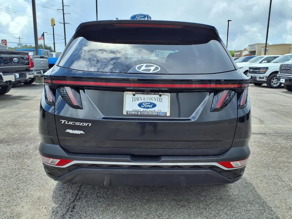 Used 2023 Black Hyundai SEL image 19