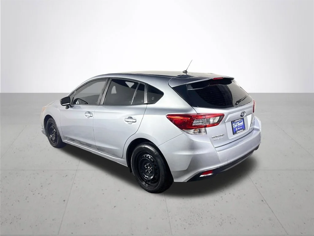 Used 2022 Silver Subaru Base image 8