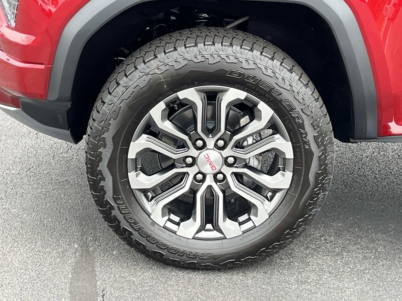 2026 GMC Canyon Denali - Photo 13