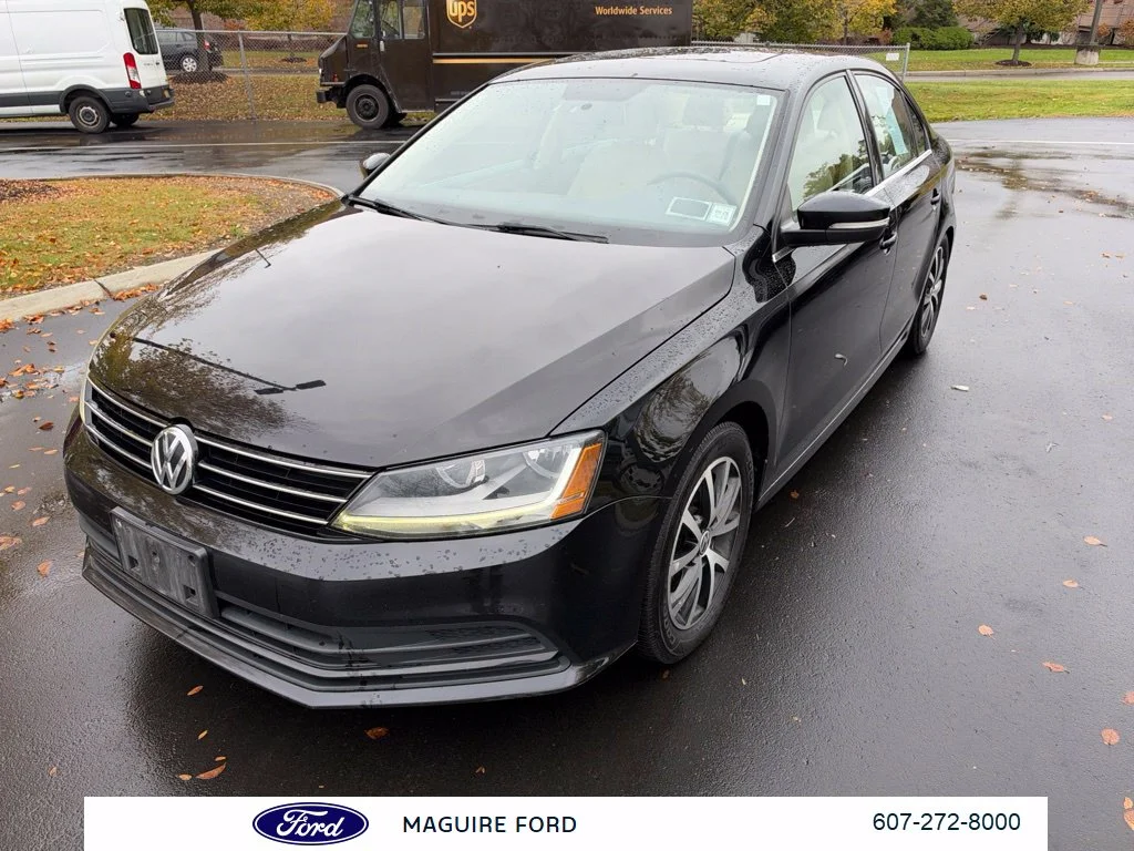 Used 2017 Black Volkswagen 1.4T SE image 8