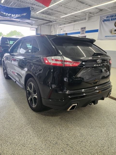 Used 2022 Agate Black Metallic Ford ST image 7