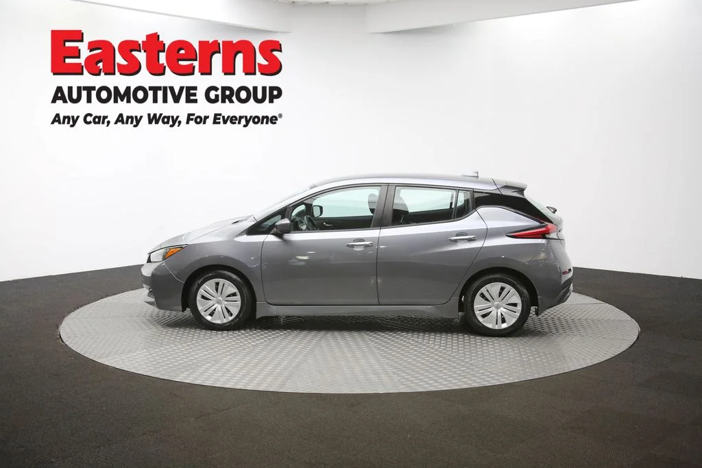 Used 2023 Gray Nissan S image 59
