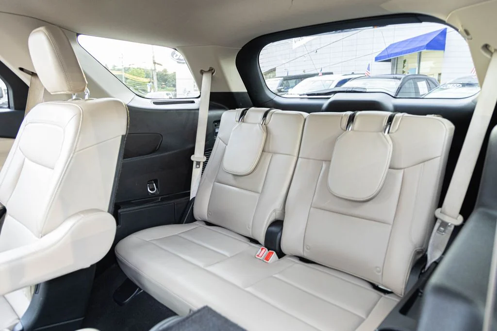 Used 2023 White Ford XLT image 21