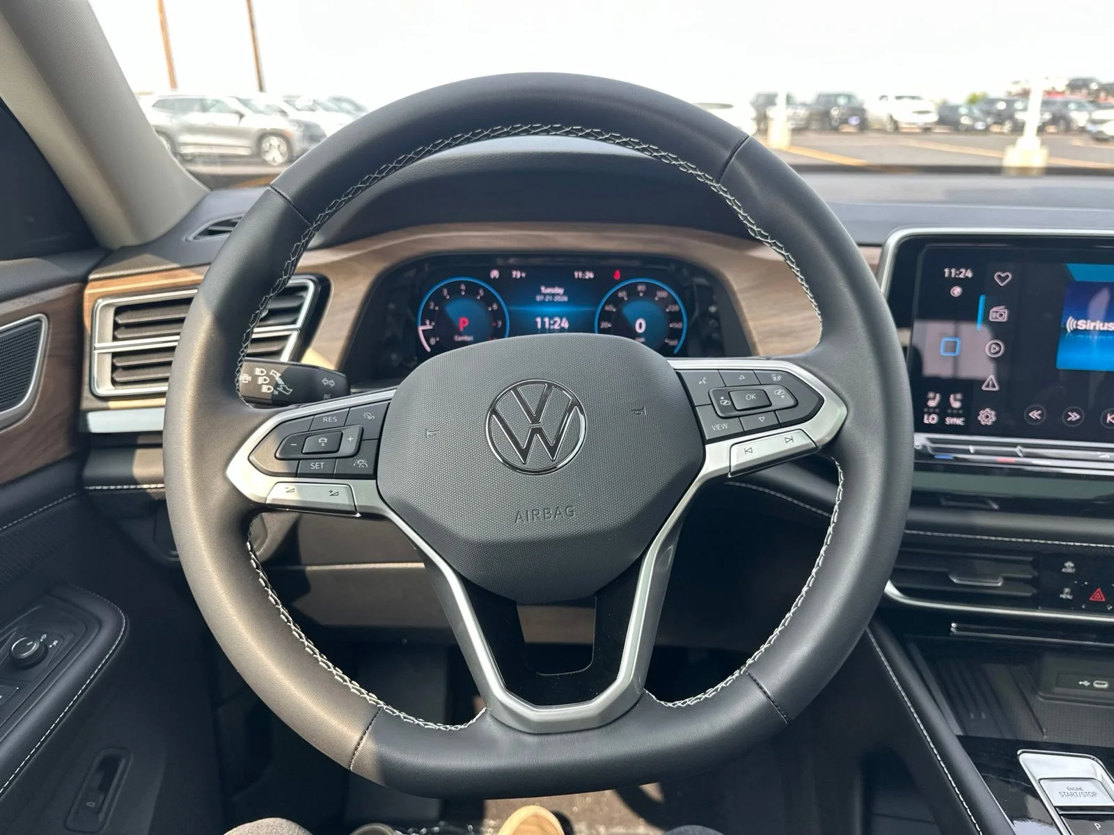 2026 Volkswagen Atlas SE w/Tech - Photo 50