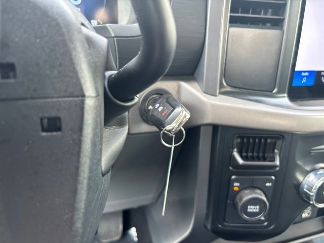 Used 2025 Black Ford XLT image 25