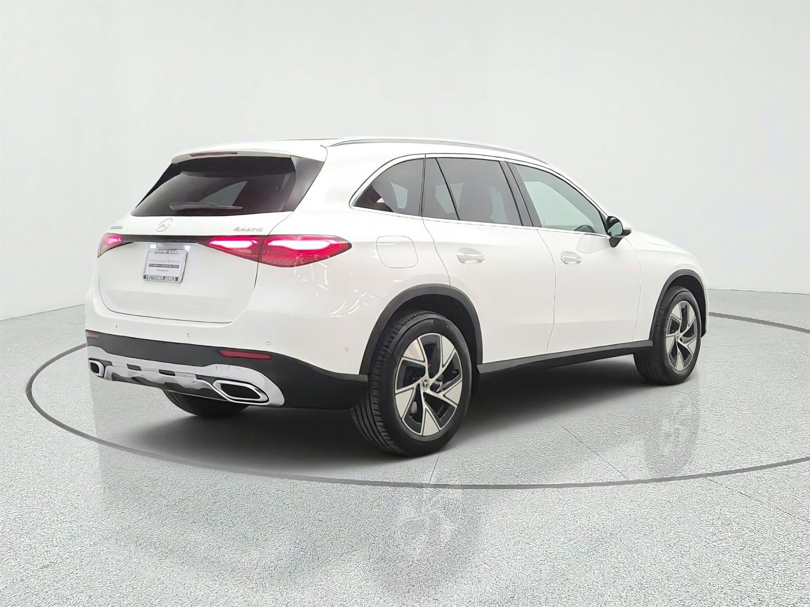 Certified Used 2024 Polar White Mercedes-Benz GLC 300 4MATIC® SUV image 5