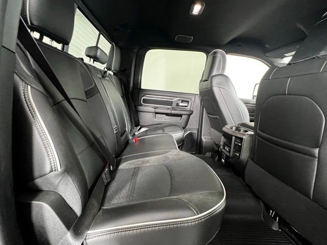 2026 RAM 3500 Laramie - Photo 33