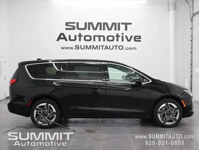 2027 Chrysler Pacifica