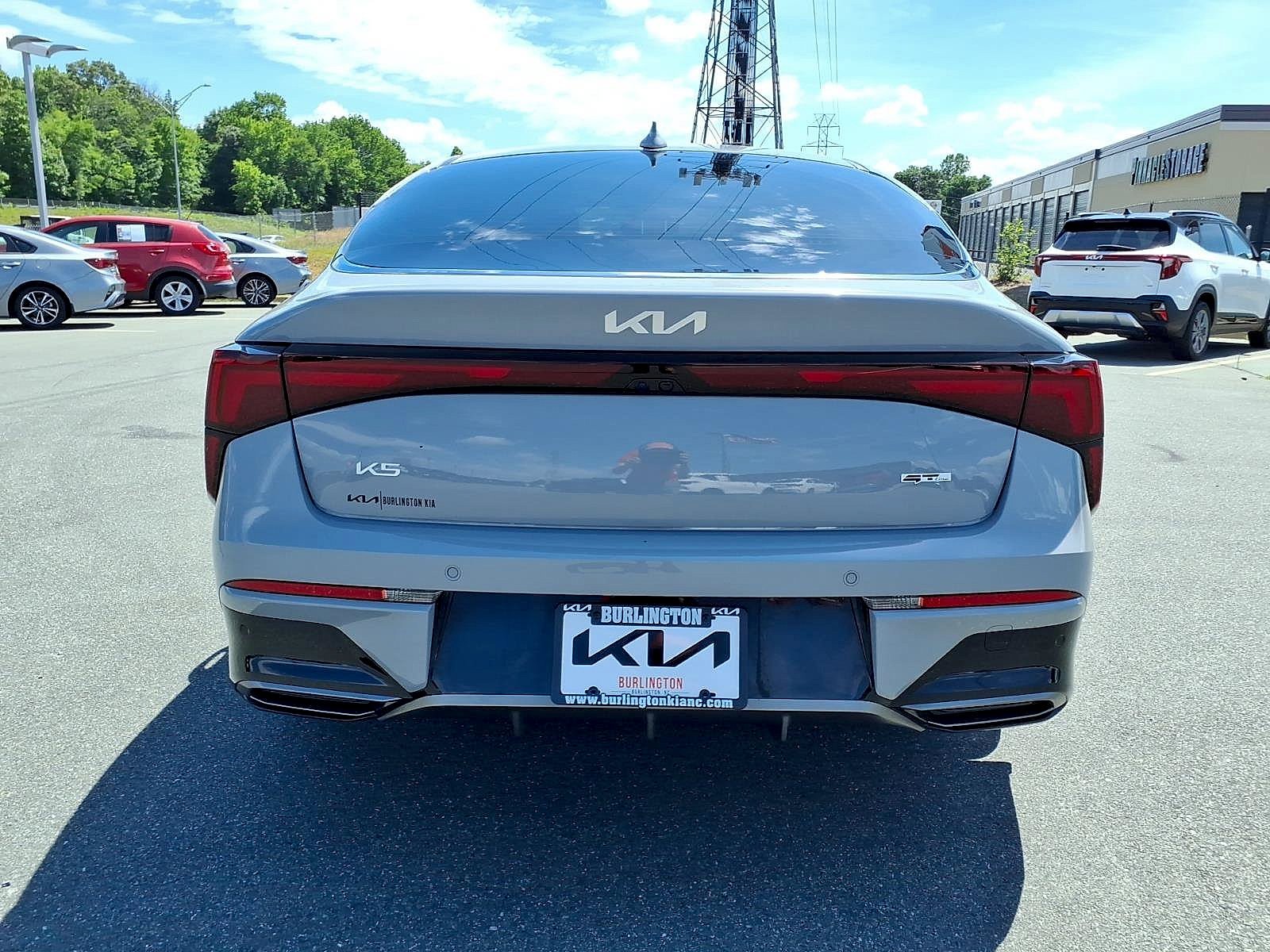 Certified Used 2025 Wolf Gray Kia GT-Line image 24