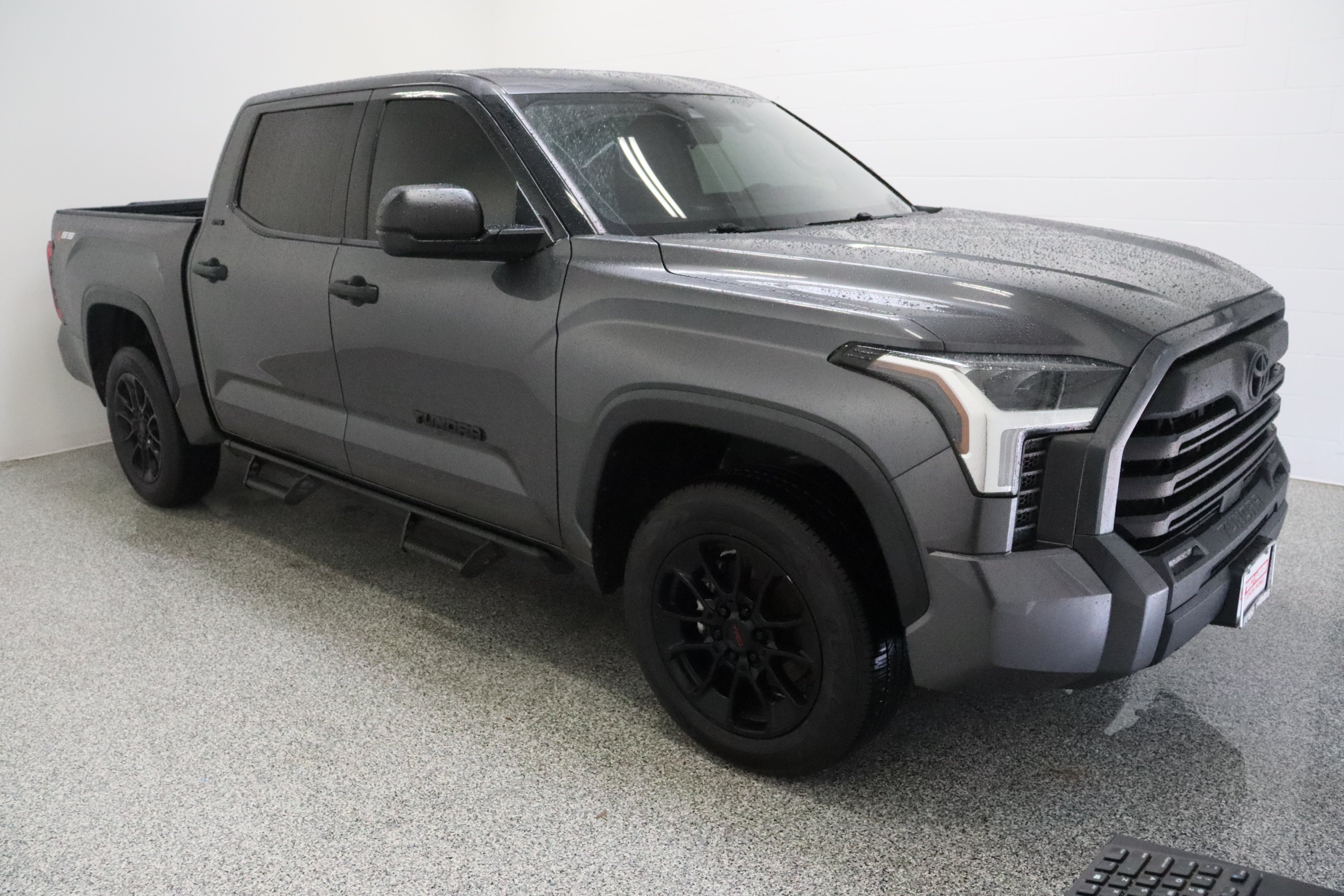 Used 2023 Magnetic Gray Metallic Toyota SR5 3.4T image 4