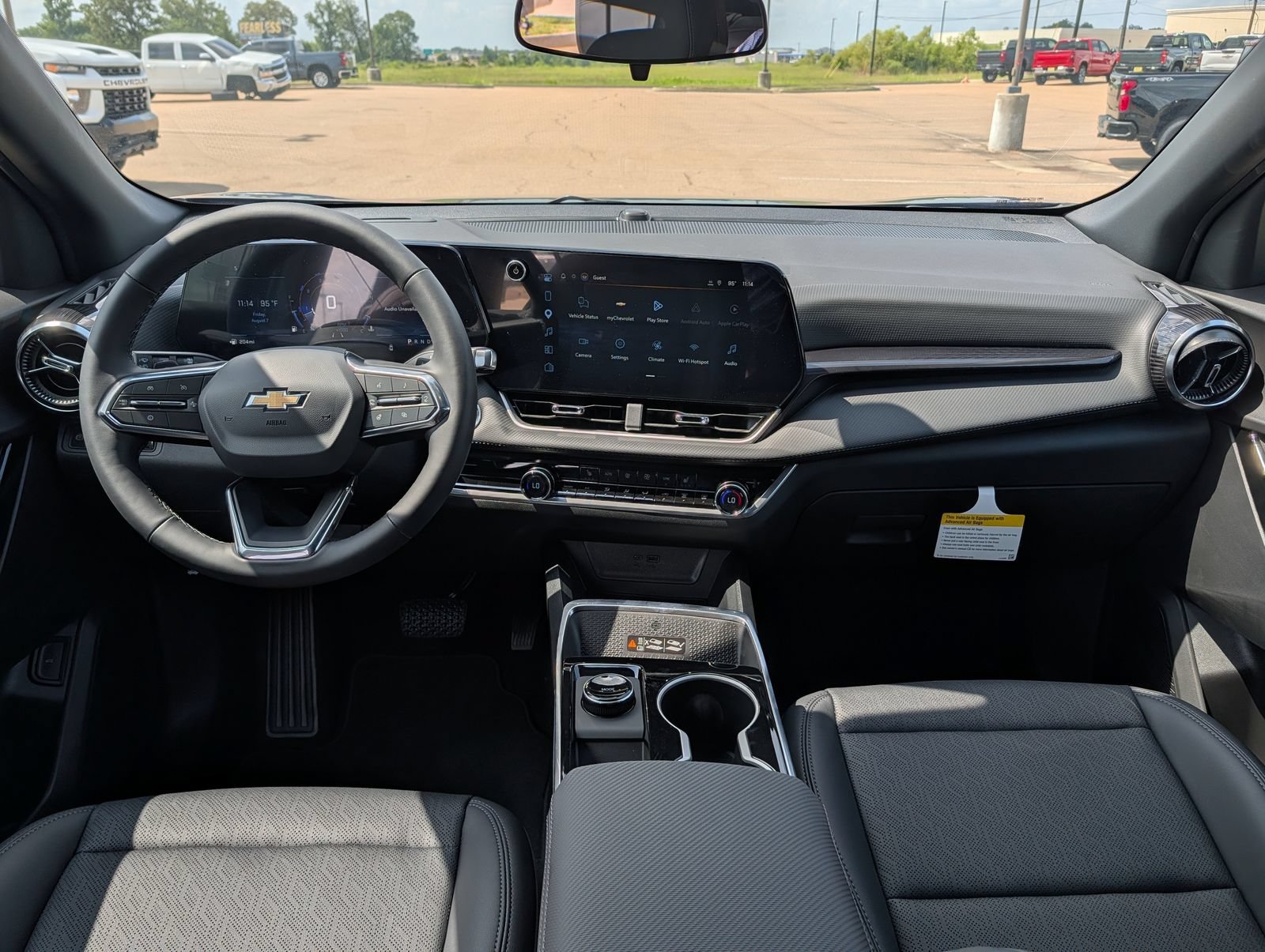 2027 Chevrolet Equinox LT - Photo 11