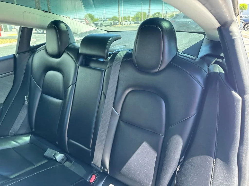 Used 2023 White Tesla Base image 17