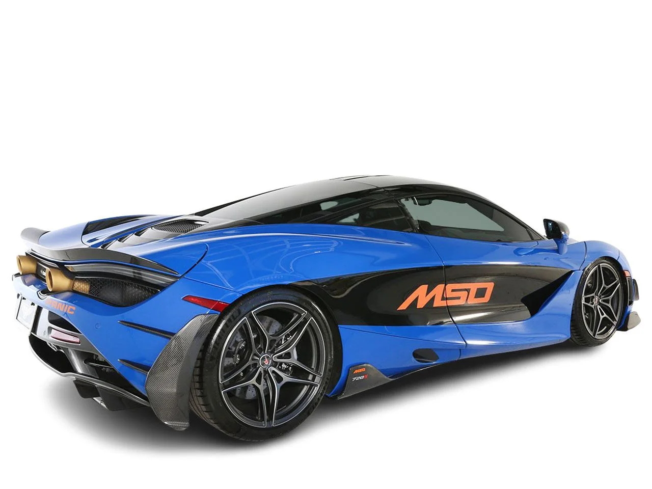 Used 2018 Blue McLaren Performance image 11