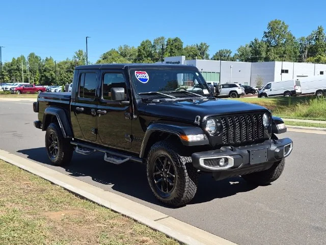 Used 2023 Black Jeep Sport S image 15