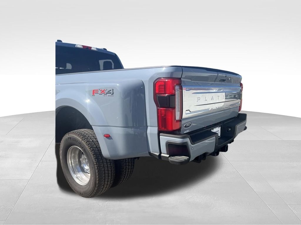 Used 2026 Gray Ford Platinum image 13