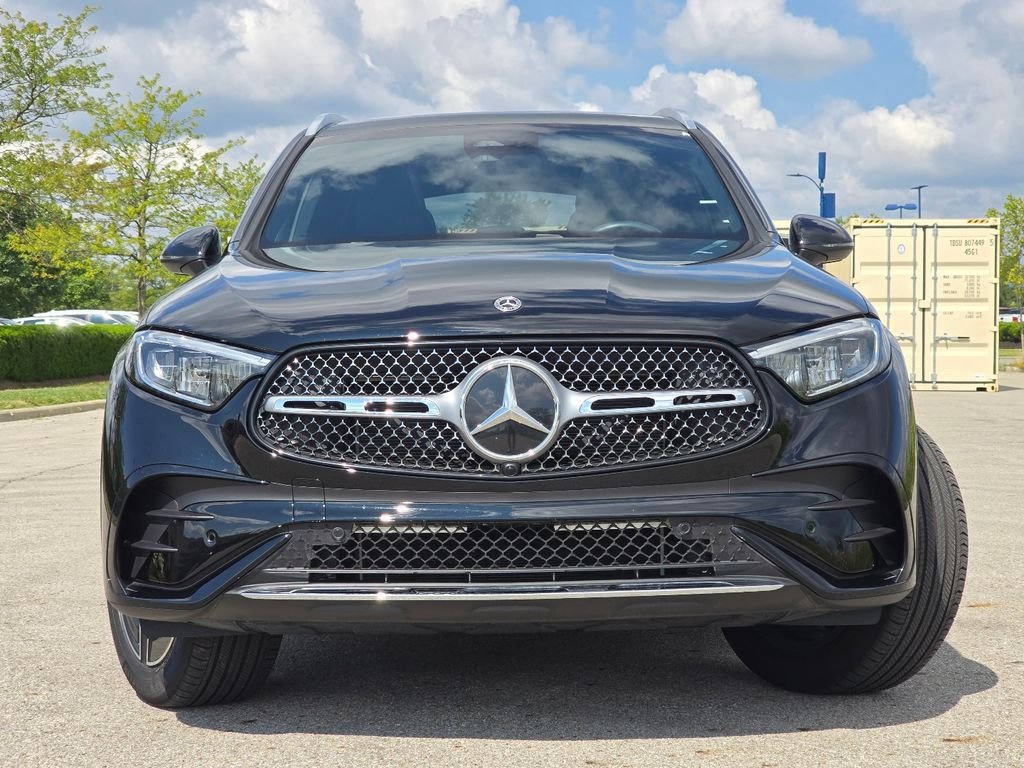 Used 2026 Black Mercedes-Benz GLC 300 image 16
