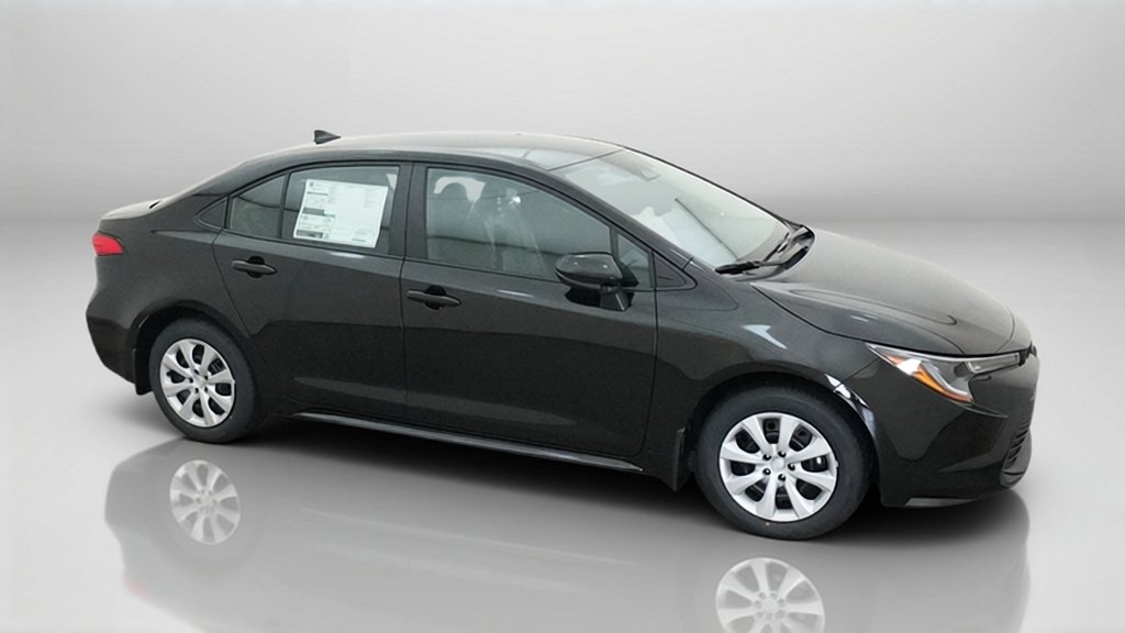 New 2027 Inked Toyota LE image 6
