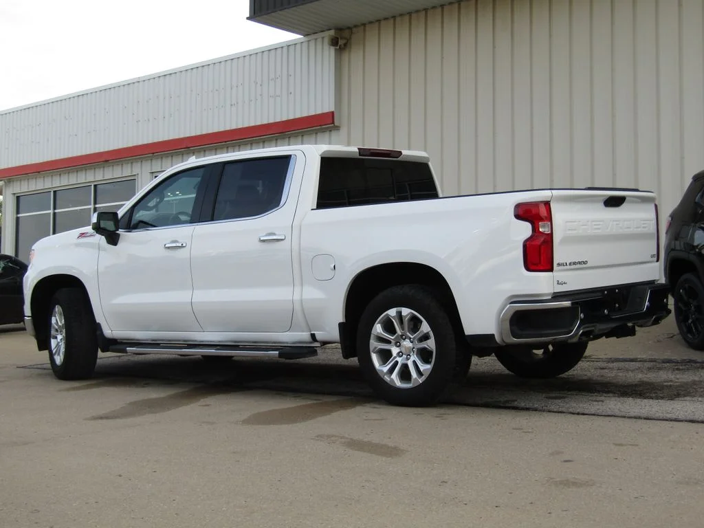 Used 2024 White Chevrolet LTZ image 10