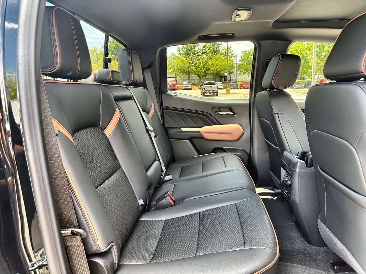 2026 GMC Canyon AT4 - Photo 22