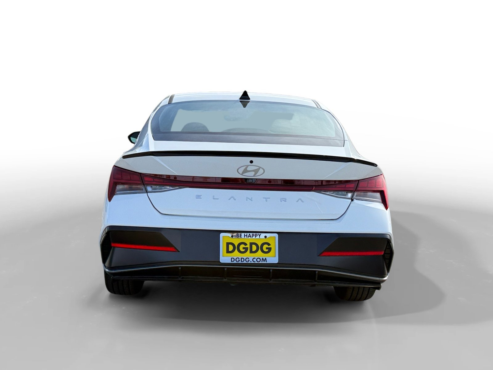 New 2026 Serenity White Hyundai SEL Sport image 4