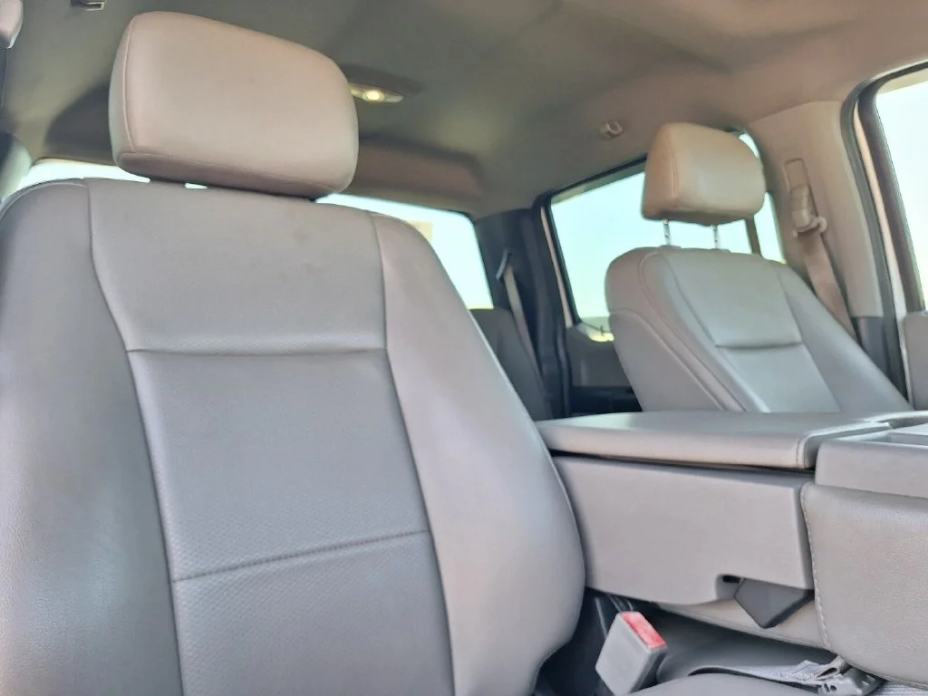 Used 2019 Oxford White Ford XL image 28