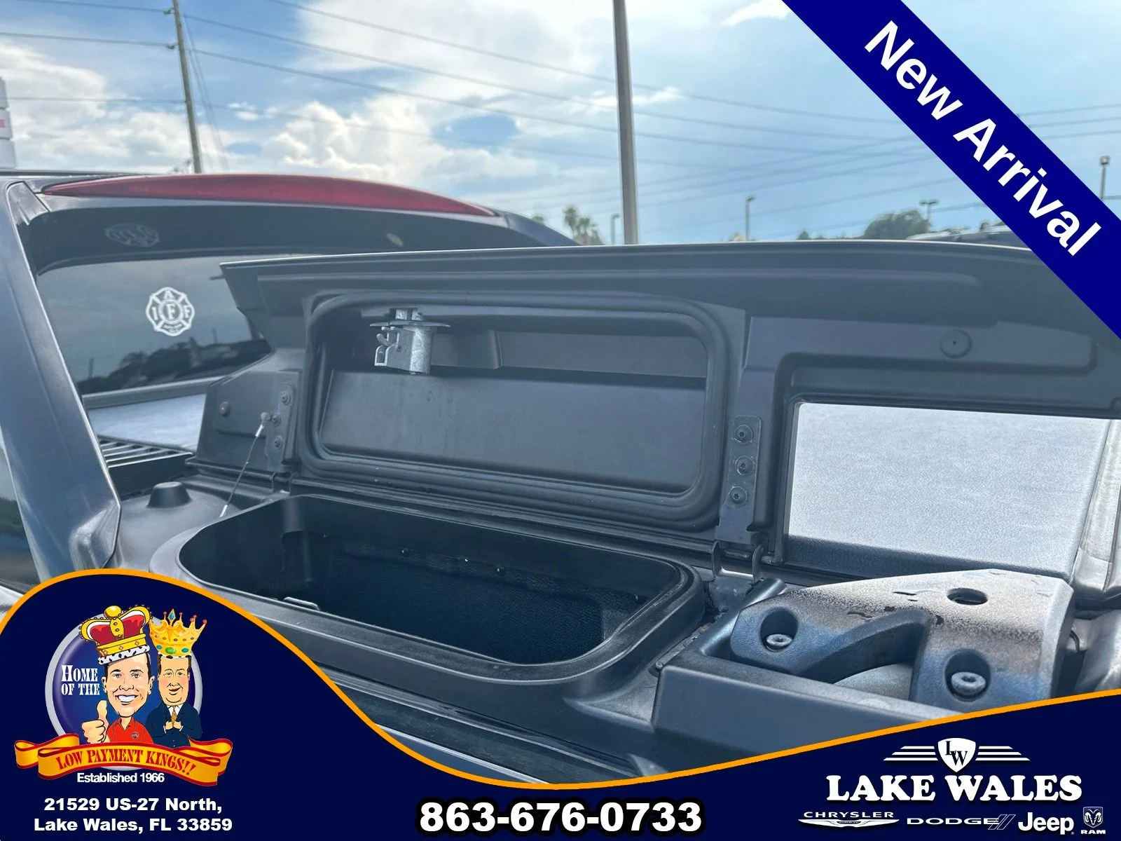 Used 2013 Black Chevrolet LT image 8