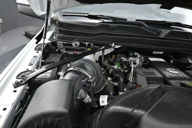 Used 2024 White Ram Laramie image 30
